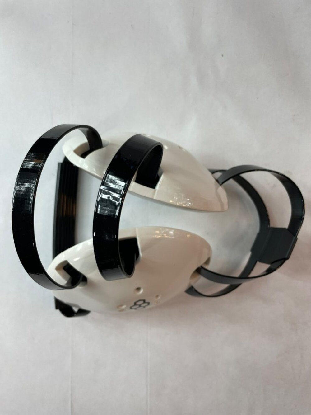 Rudis Elite Youth Wrestling Headgear White Lightweight Design Adjustable $50 NWT - Picture 3 of 7